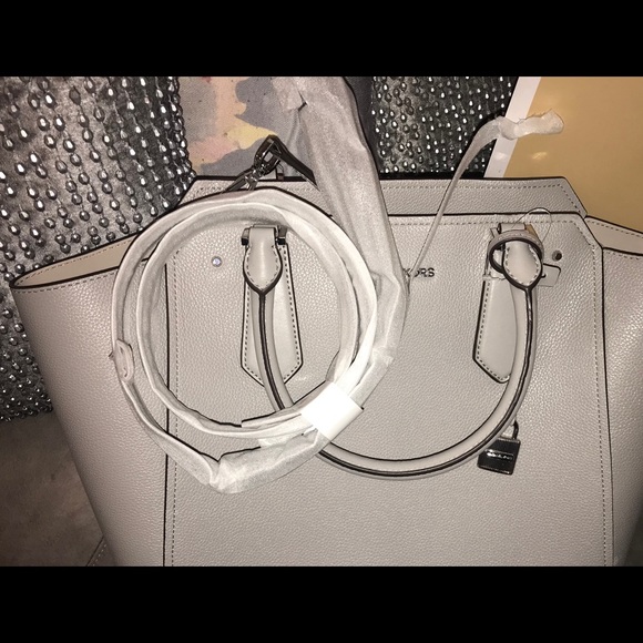 NWT Michael Kors Large “Hayes” Tote Purse - Picture 4 of 6